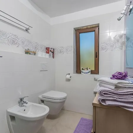 Appartamento Emilia 330 *