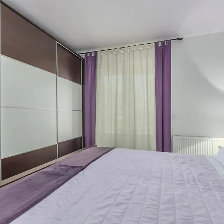 Emilia 330 Appartamento *